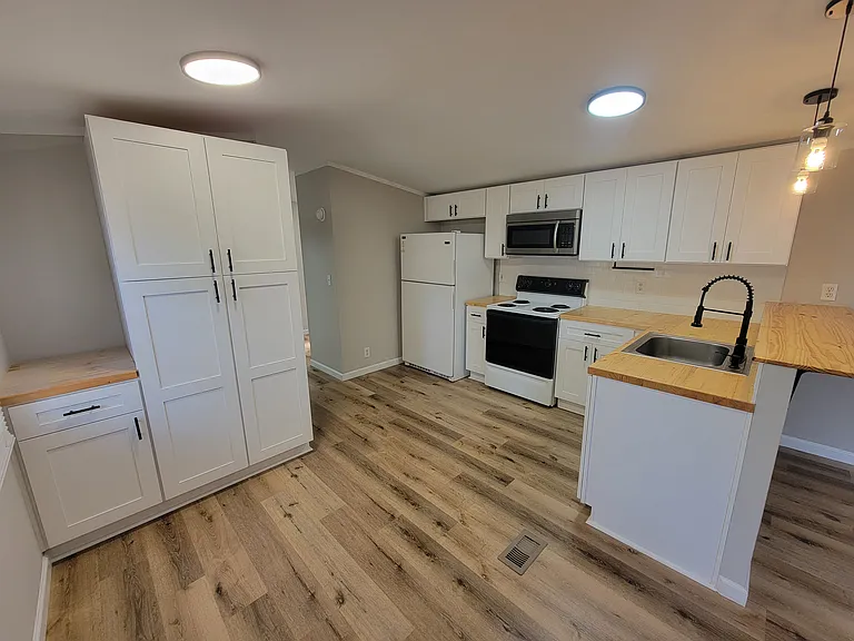 130 Hidden Acres Ln — Photo 3