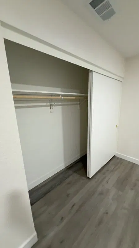 2 bed, 2.0 bath, 1263 sqft, $1,800 — Photo 2