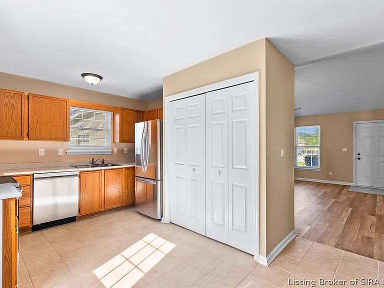 105 Brewer Dr #2 — Photo 6