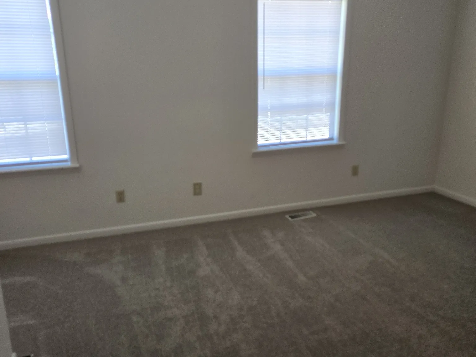 4403 Country Club Rd — Photo 4