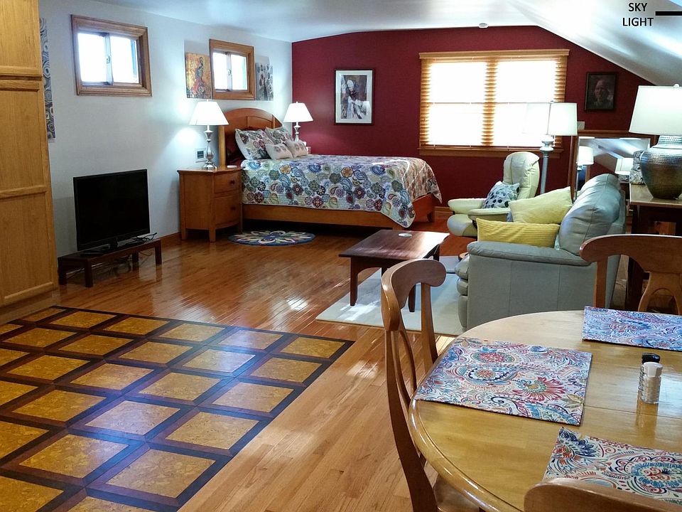 1st image of 1804 Linden Ave #B
