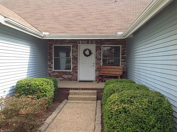 3rd image of 2102 W Twin Springs St