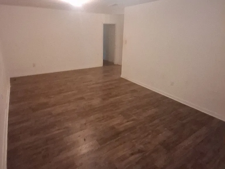 3058 Woodside Dr — Photo 9