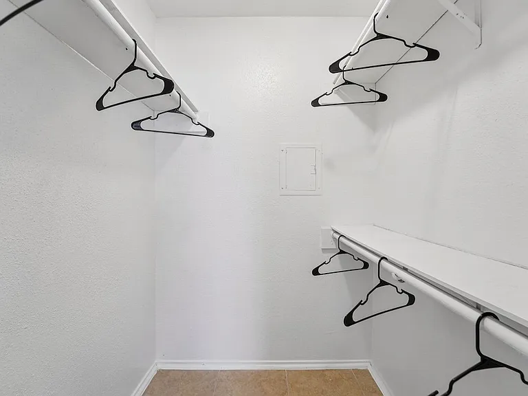 Crosby at Westchase Apartments — Photo 66