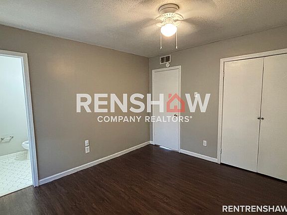 4th image of 2890 Meadowbrook Dr