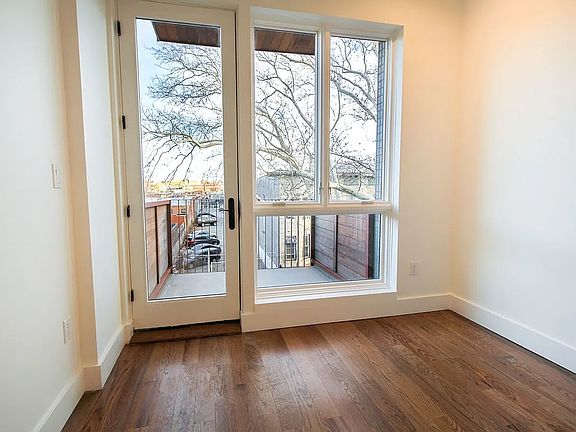 4th image of 1513 Jefferson Ave #4A