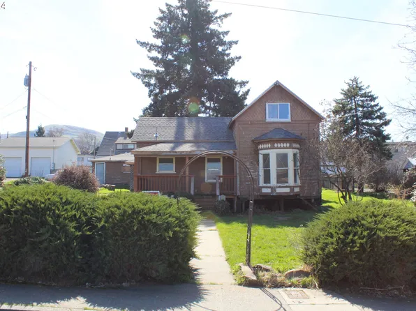 1820 E 9th St, The Dalles, OR 97058