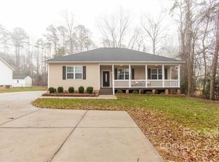 1876 Twin Lakes Rd, Rock Hill, SC 29732