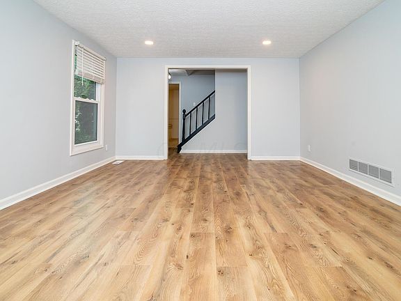 3rd image of 7817 Burrwood St