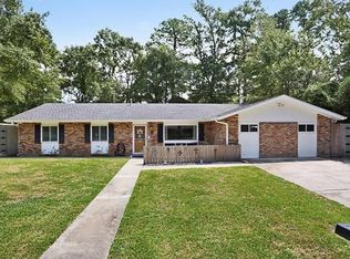 641 Oak St, Mandeville, LA 70448