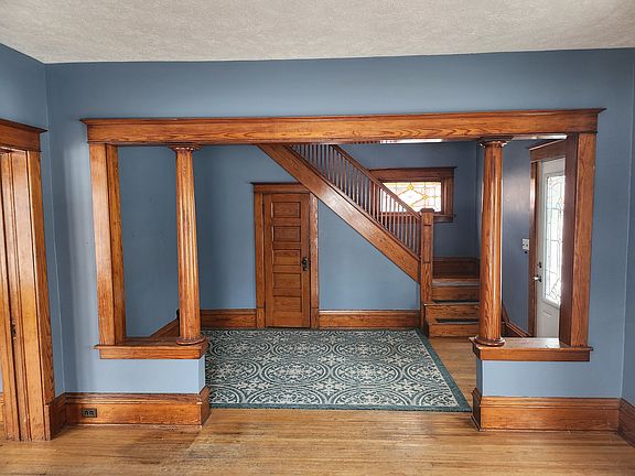 Entryway from living room
