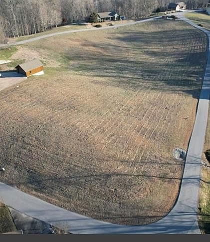 1st image of 25-26 27 Mallard Pointe Dr