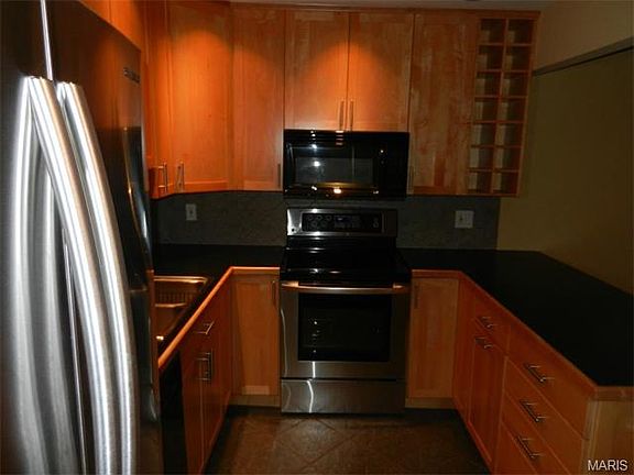 3rd image of 1554 Autumn Leaf Dr