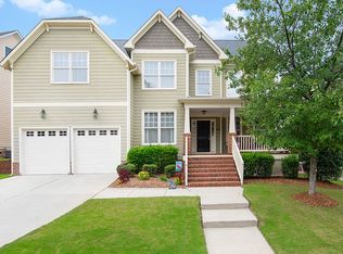1004 Grogans Mill Dr, Cary, NC 27519