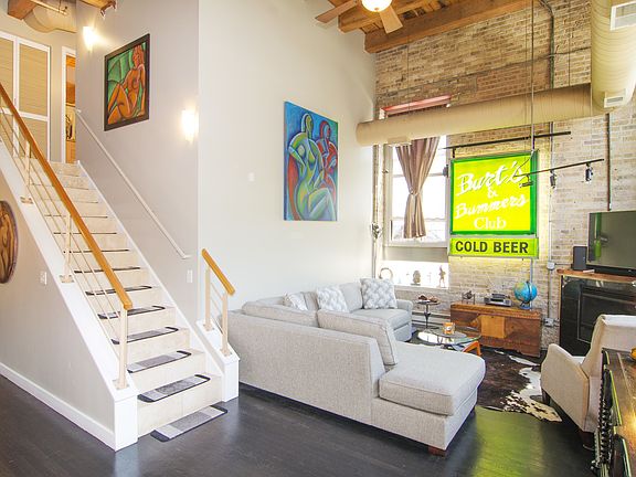 5th image of 2111 W Churchill St APT 107