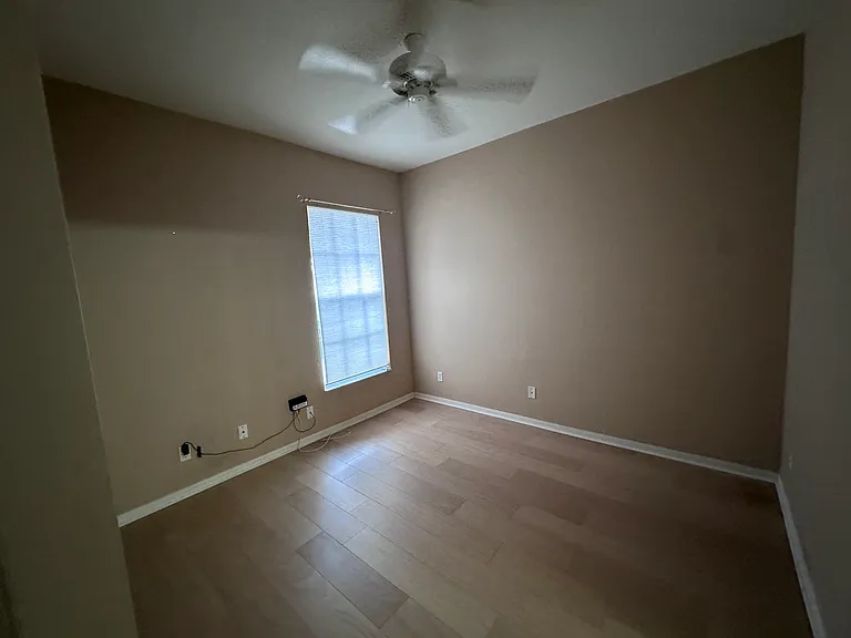 771 Crossfield Cir — Photo 29