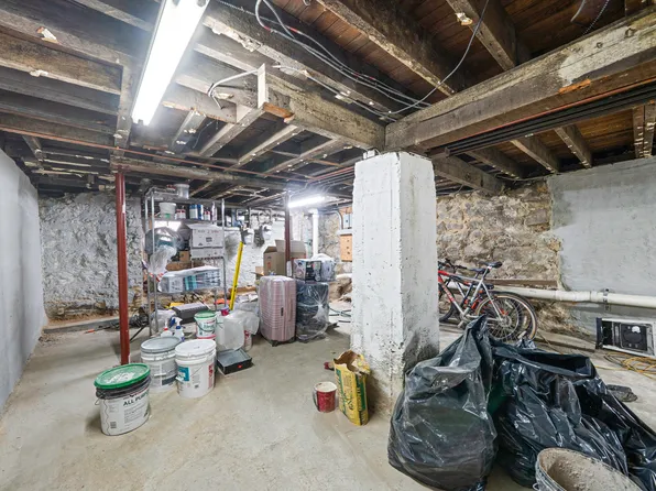 58-07 Maspeth Avenue image 26 of 35