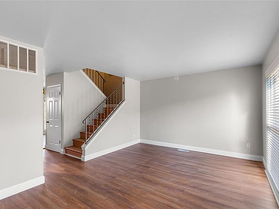 2nd image of 1181 Rue La Ville Walk #1181