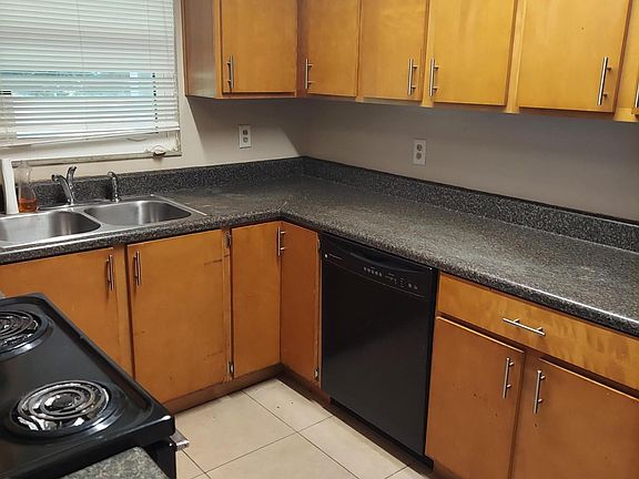 2nd image of 11606 Valencia Dr #A