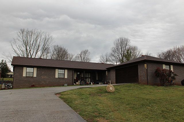 1st image of 222 Kathryn Dr