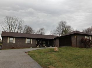 222 Kathryn Dr, Seymour, TN 37865