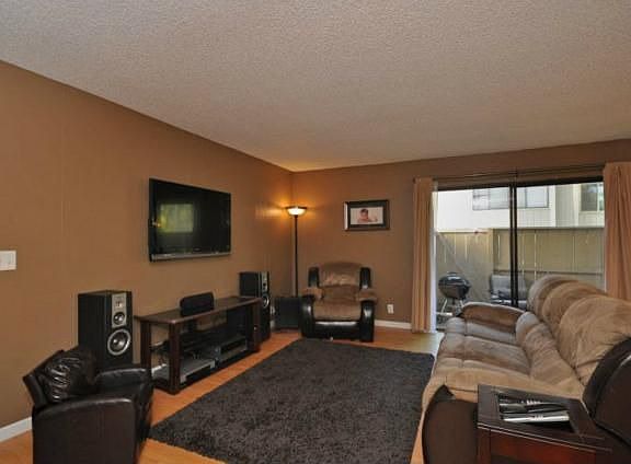 3rd image of 3009 Kaiser Dr Unit A