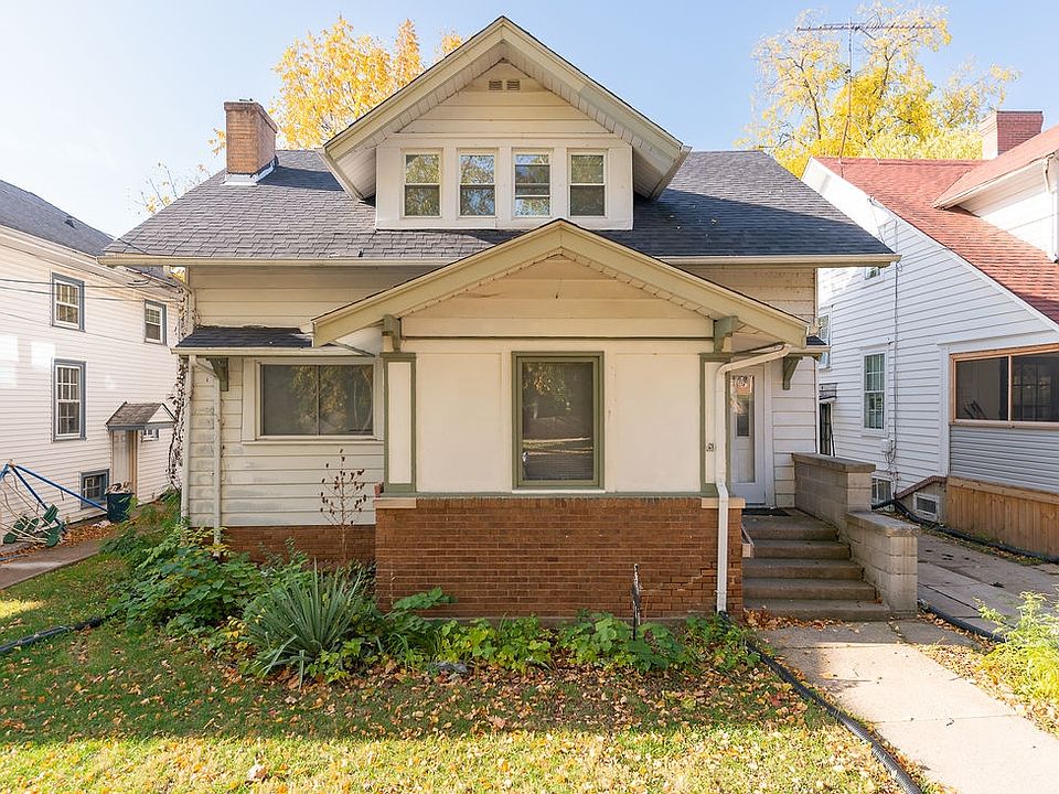 1st image of 710 John St