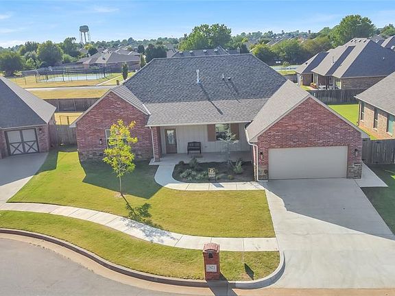 4th image of 3421 Austrian Pine Ln