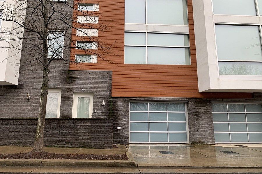 1st image of 716 Strickland Dr