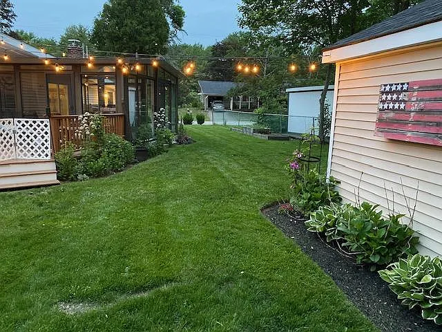 10 Birch Dr