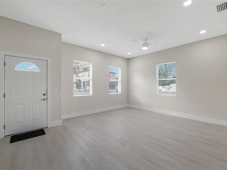 6974 Belltree Ct — Photo 2