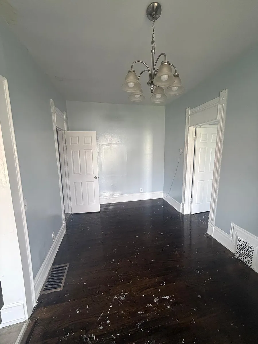 Building Photo - 1509 N Salina St #1