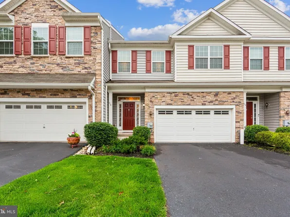 316 Fairfield Cir S, Royersford, PA 19468