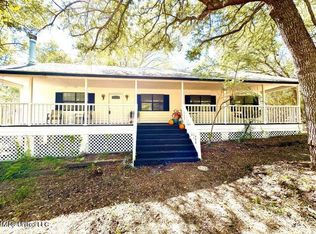 21515 Crown Rd, Gulfport, MS 39503