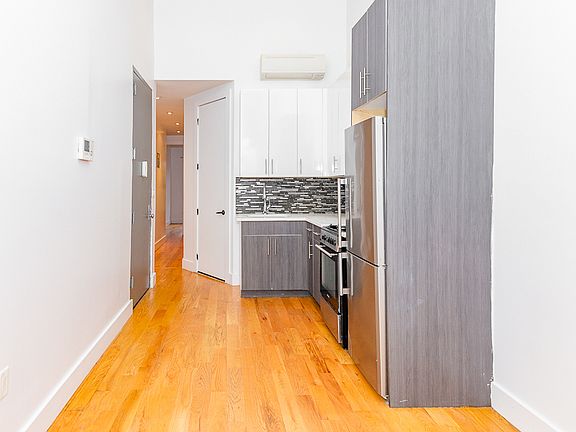 2nd image of 273 Driggs Ave #4RX