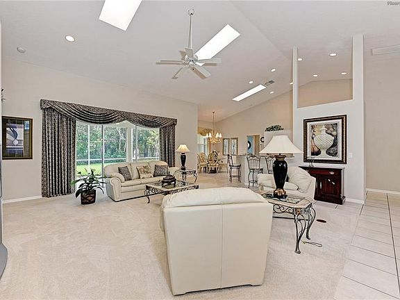 5th image of 4820 Hanging Moss Ln