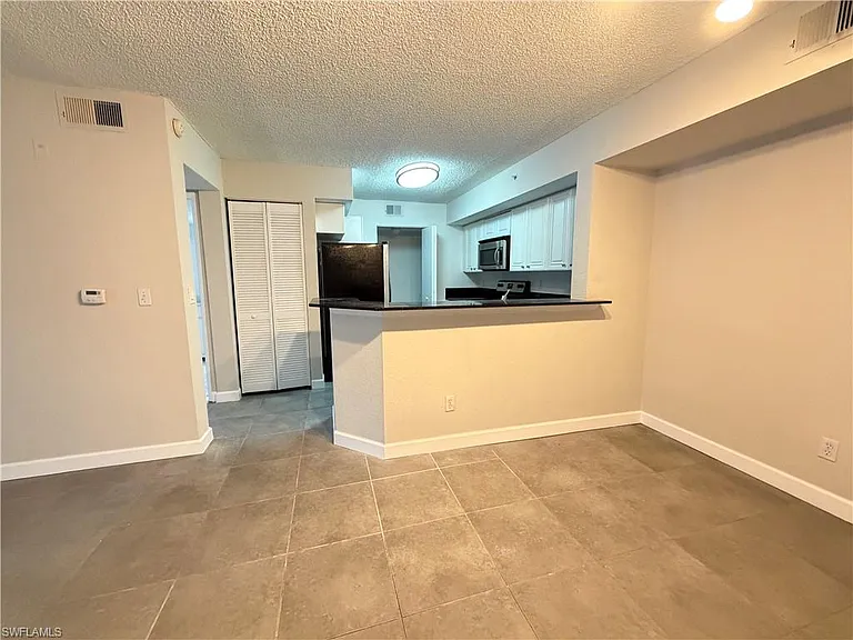 8245 Ibis Club Dr #403 — Photo 6
