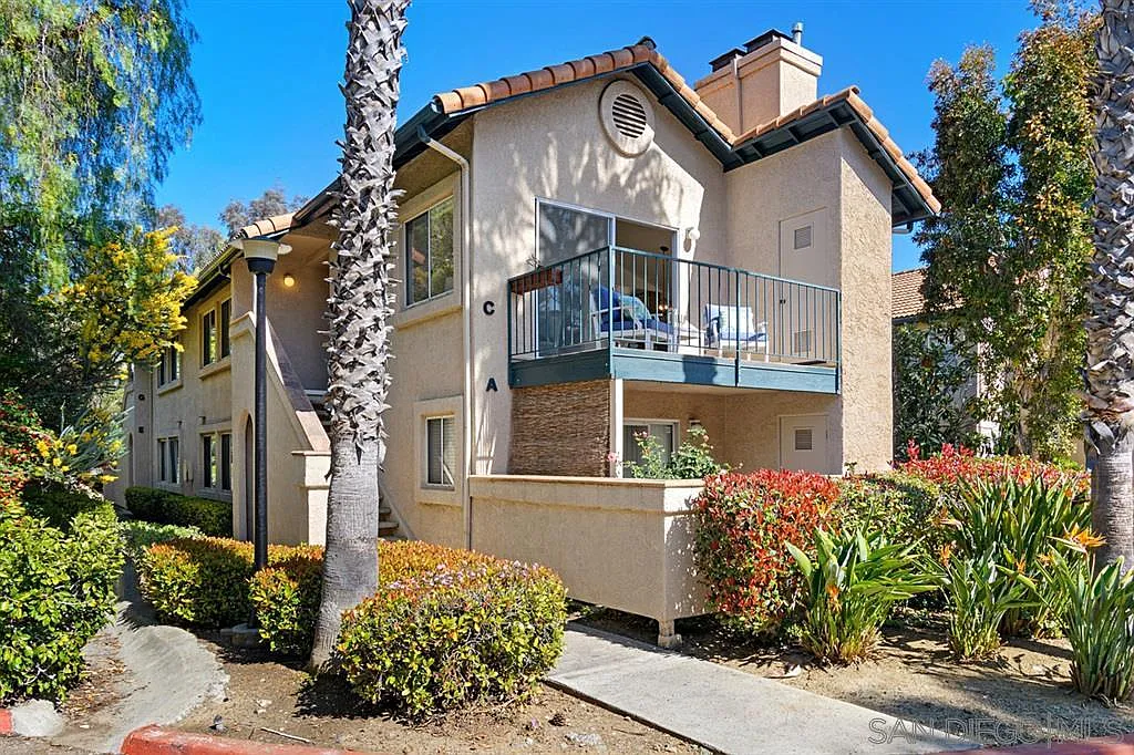 3 bed, 1230 sqft, $1,200 — Photo 1