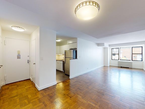 4th image of 220 E 63rd St APT 9k