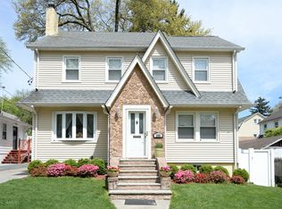 285 Lantana Ave, Englewood, NJ 07631