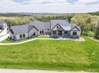 3074 Stonebridge Pl, Festus, MO 63028