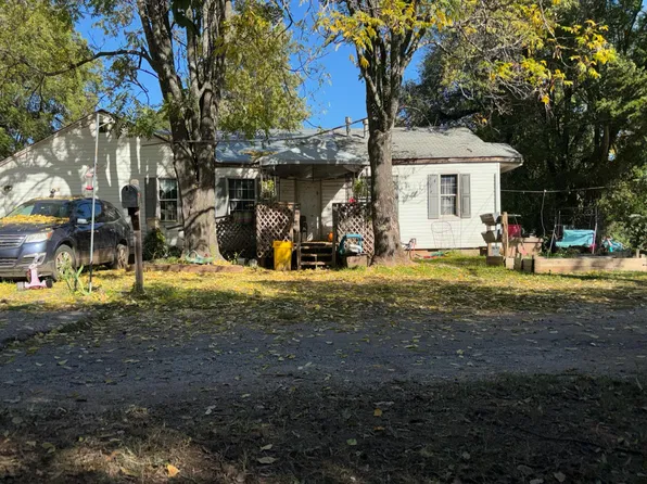 4411 Noble Dr, Del City, OK 73115