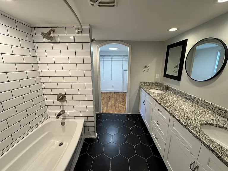 master bath- double sink