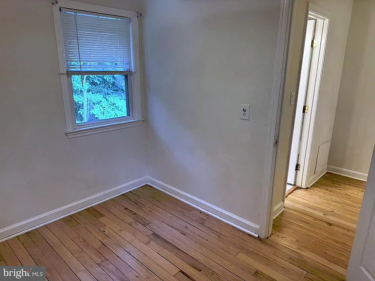 3731 Kemper Rd — Photo 16