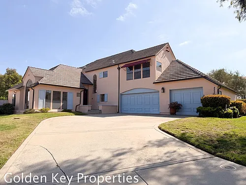 2230 Sara Way Photo 1