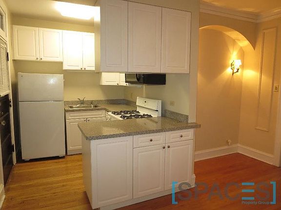 2nd image of 1623 W Grace Street # 1 Fl 1ST