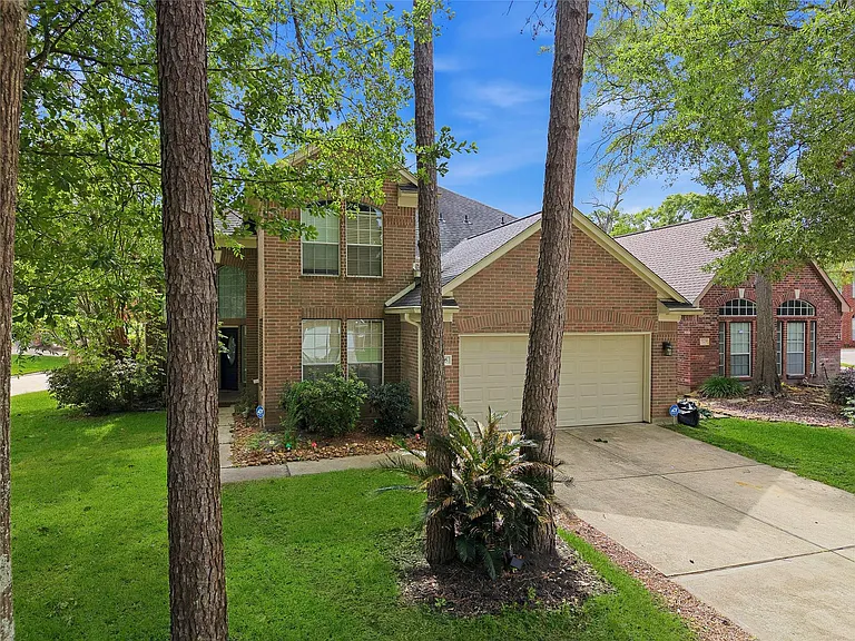 2415 Mills Creek Dr — Photo 3