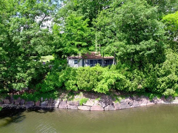 1702 Porters Point Road, Colchester, VT 05446