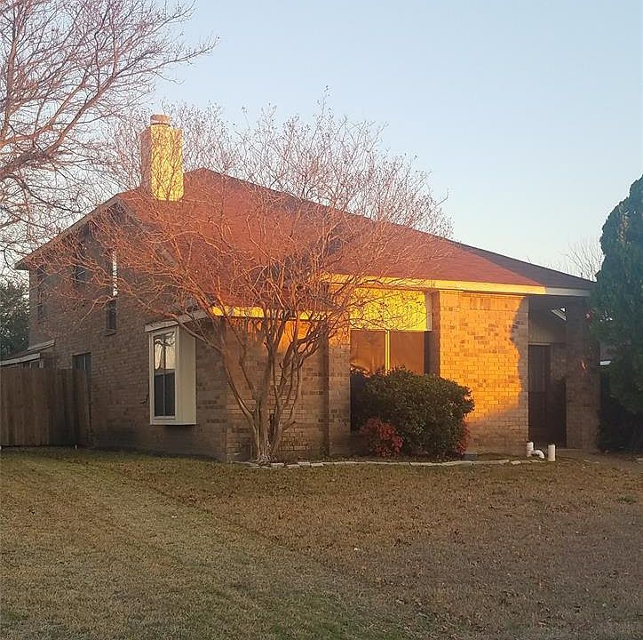 1st image of 6102 Waterway Dr