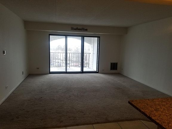 3rd image of 375 Plum Creek Dr #5042